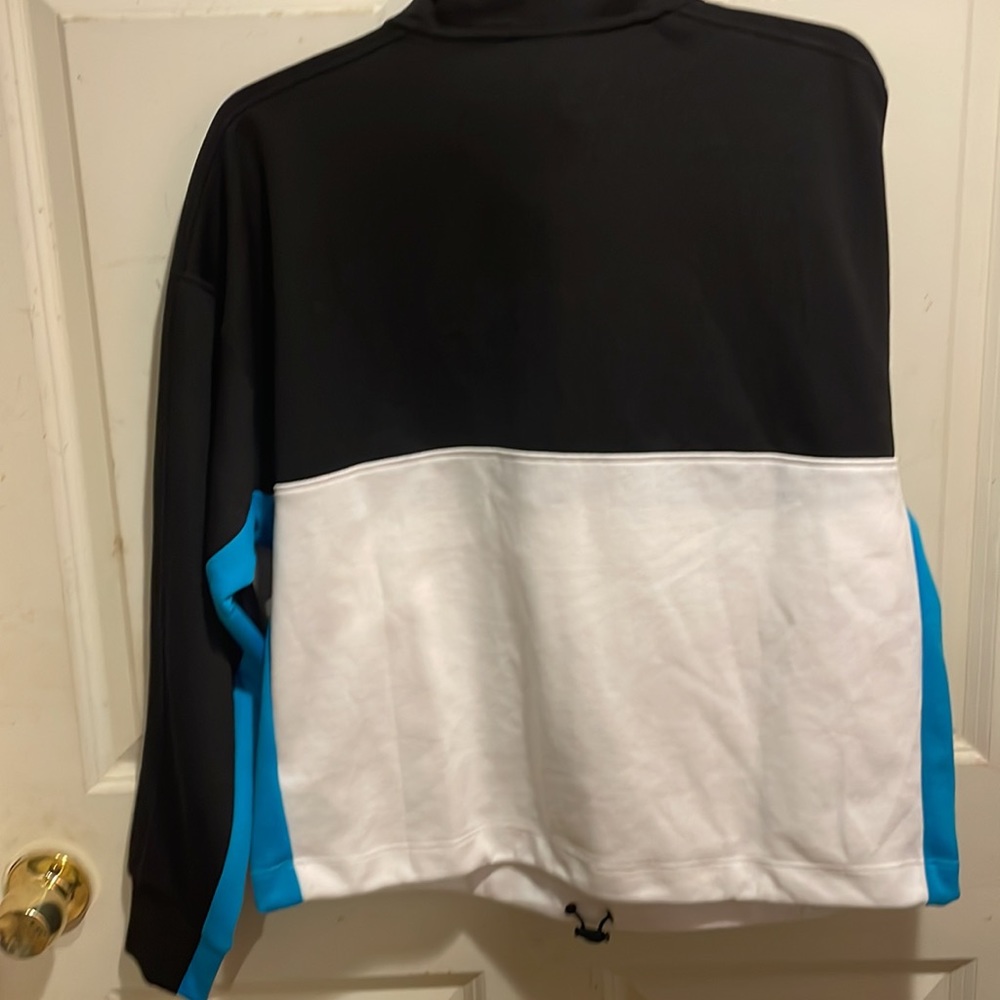 DKNY Sport Woman’s large pull over sweatshirt nice pouch snap - Picture 2 of 8